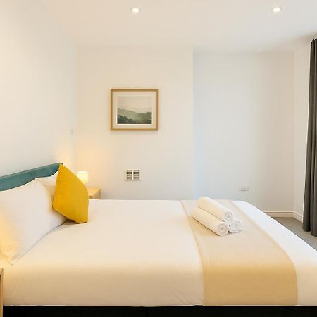 2 Bedroom Apartment Near City Centre, Uni & Parks! Κάρντιφ Εξωτερικό φωτογραφία